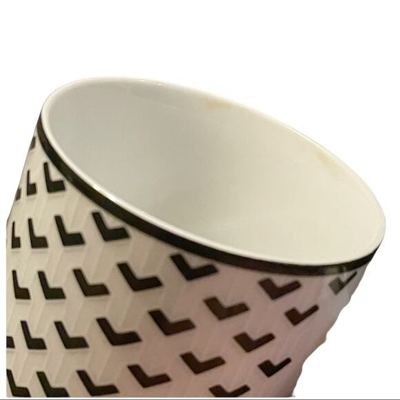 Tiffany & Co Gotham Chevron Print Vintage Mug Set of 4 - Picture 4 of 6